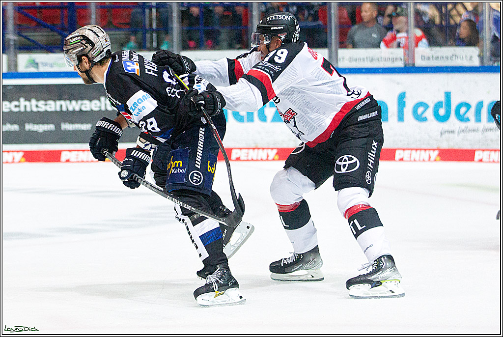 PENNY DEL;  Koelner Haie - Iserlohn Roosters; Koeln, 26.09.2021